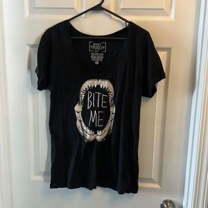 Riot Society black graphic scoop neck T-shirt. Women’s size L.